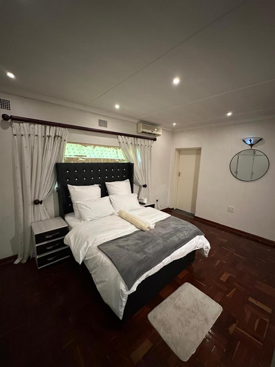 K-Lodge Pietermaritzburg Buitenkant foto
